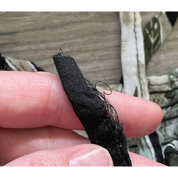 Little Girl’s Hula Hula Hawaii Black Floral Smocked Back Tie Sun Dress Size‎ 4 - Picture 7 of 8